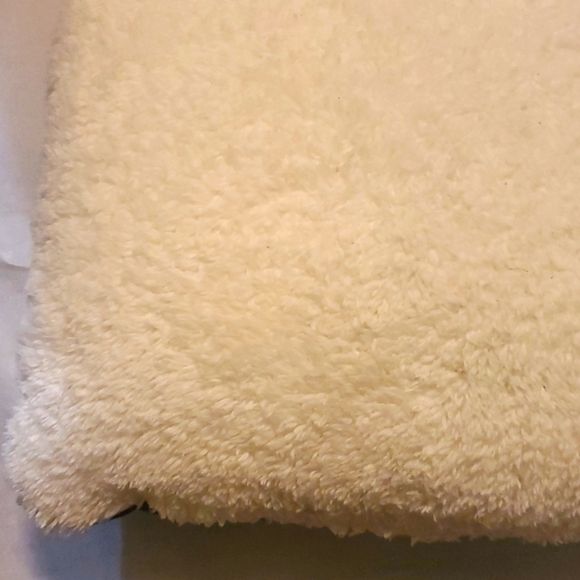 Joy to the World Holiday Pillow - Burgundy/Plum - Picture 4 of 4